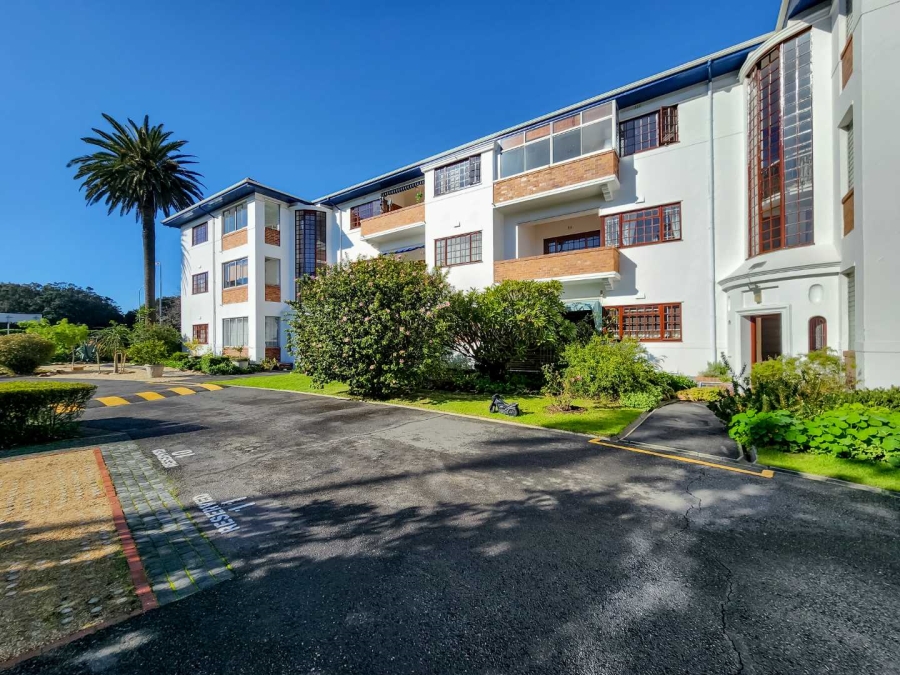 To Let 2 Bedroom Property for Rent in Rondebosch Western Cape